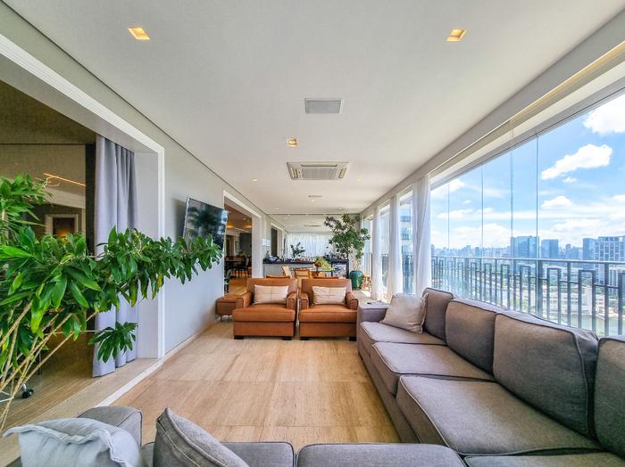 YVA Homes | Moderno em andar alto no Parque Cidade Jardim - BFR120088