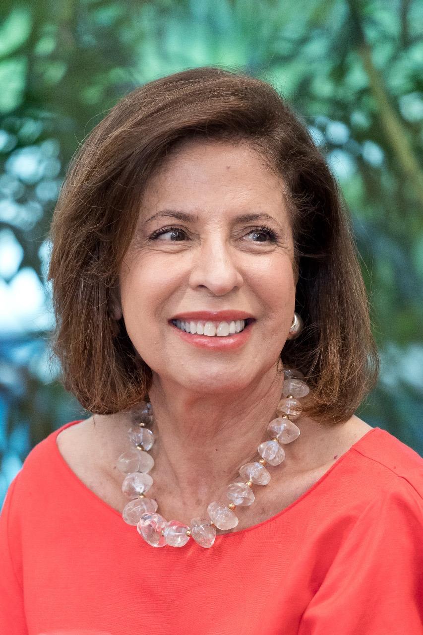 Sonia Correa Casa Fox